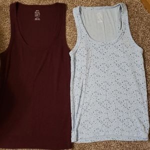 2 Aerie Ribbed Tanks